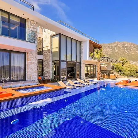Willa Shine - Kalkan *
